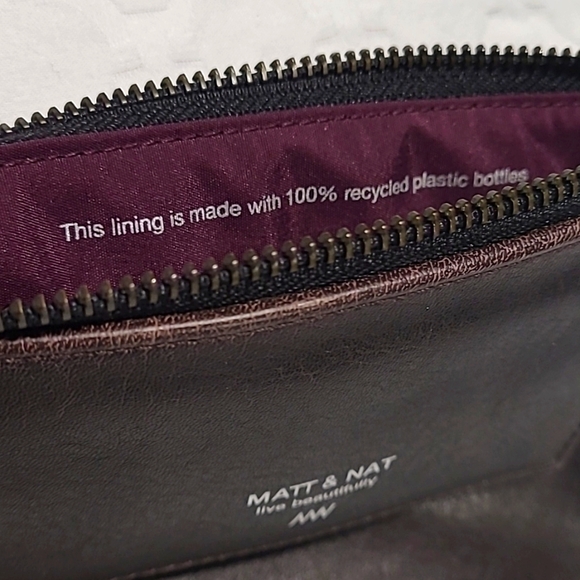 Matt & Nat Brown Vegan Leather Wristlet Wallet - Picture 2 of 9